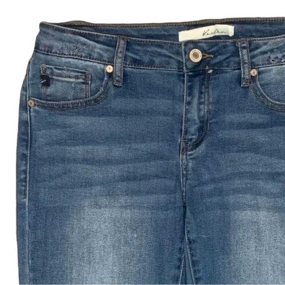 KanCan Distressed Knee Skinny Jeans Medium Wash Stretchy Size 27 / 7 - Picture 4 of 10